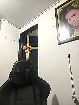 Snapshot of Pamelamiler__ chatting on November 2025 10:31:01 AM Pamelamiler online show from November 2025 10:31:01 AM