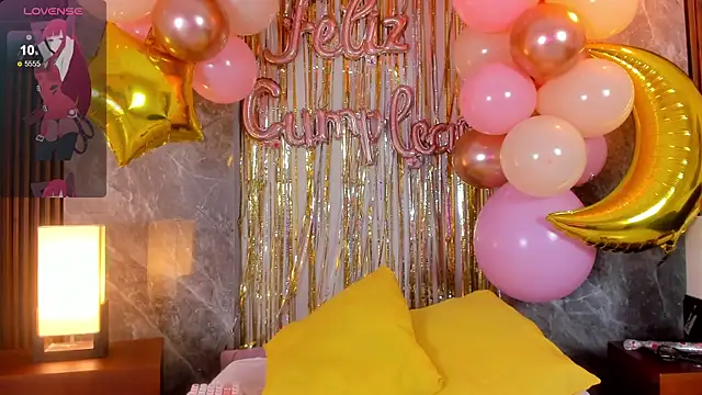 Emma hunter  online show from November 2025 04:45:02 AM