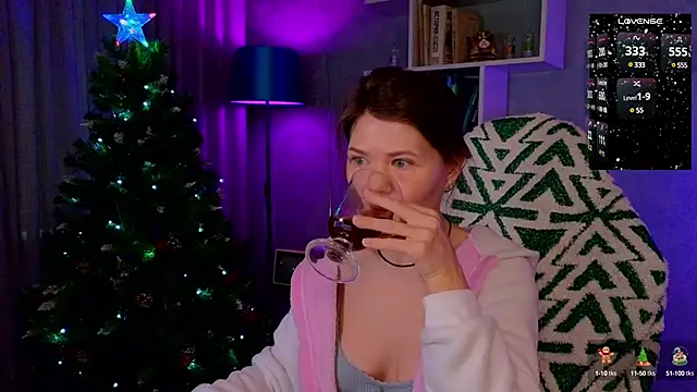 Snapshot of MyLittleGali chatting on January 2025 04:00:01 AM MyLittleGali online show from January 2025 04:00:01 AM