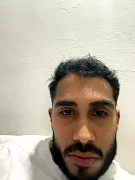 Snapshot of TU-MORENOO chatting on November 2025 06:08:02 AM TU-MORENOO online show from November 2025 06:08:02 AM