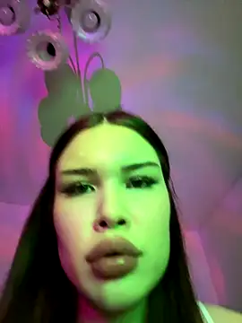 misssurprizisss online show from November 2025 01:12:02 PM