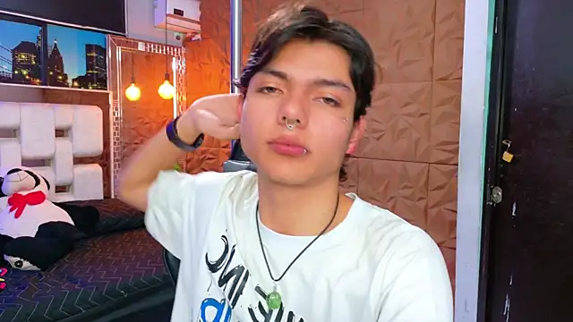 alandelrey57 online show from September 2025 05:42:01 AM