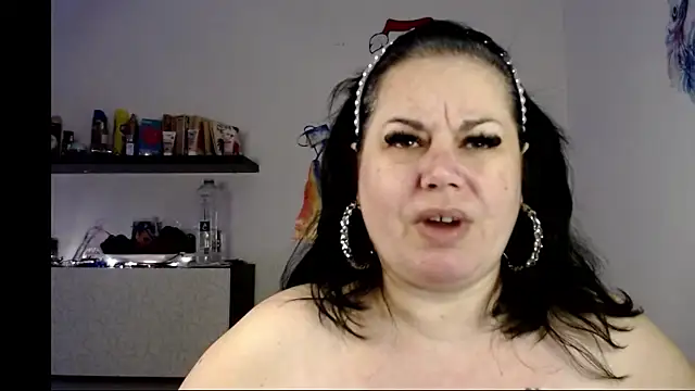 andreea2011 online show from December 2025 07:14:02 AM