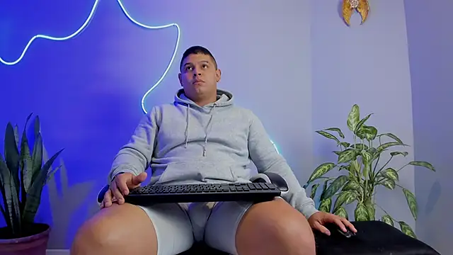 Maximus Steel online show from October 2025 11:10:01 AM