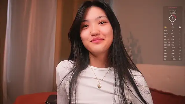 FancyEsten online show from December 2025 10:43:01 AM