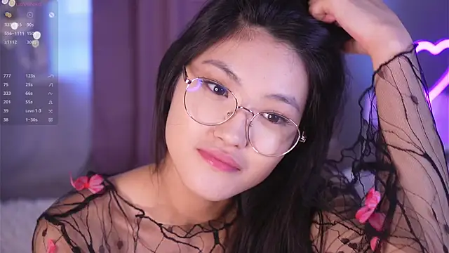 FancyEsten online show from February 2026 06:22:02 AM