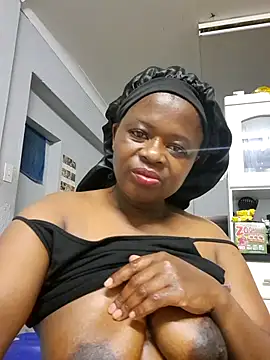 cairococo online show from September 2025 07:57:01 PM