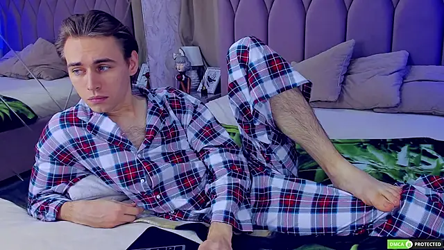 Snapshot of WilliamDyson chatting on November 2025 04:22:02 AM WilliamDyson online show from November 2025 04:22:02 AM