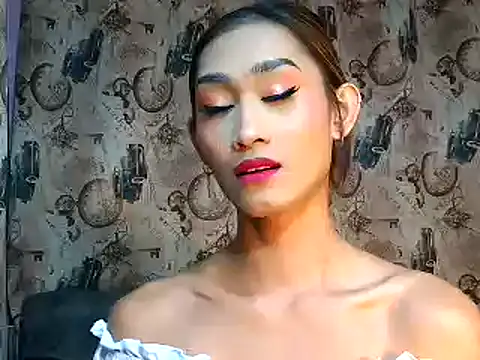 youarea dreamer online show from December 2025 04:57:02 PM