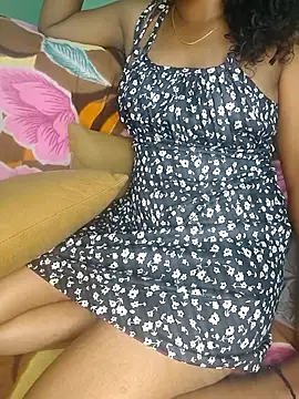 Tamilpallavi online show from October 2025 01:39:02 PM