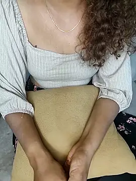 Tamilpallavi online show from March 2026 02:01:01 PM