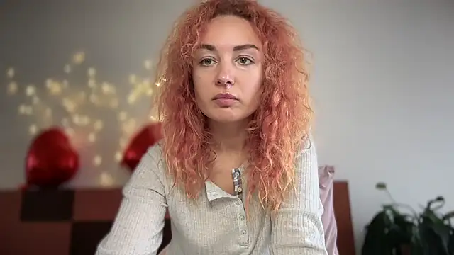 Snapshot of Reddgiirl chatting on March 2026 09:15:02 AM Reddgiirl online show from March 2026 09:15:02 AM