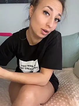 Celine charme online show from September 2025 01:05:02 PM