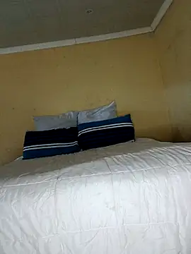 BellsStyles online show from October 2025 05:19:01 AM