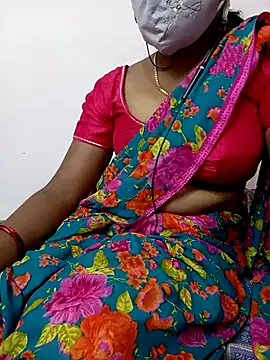 Snapshot of Cute_Renuka chatting on October 2025 04:24:02 PM Cute Renuka online show from October 2025 04:24:02 PM