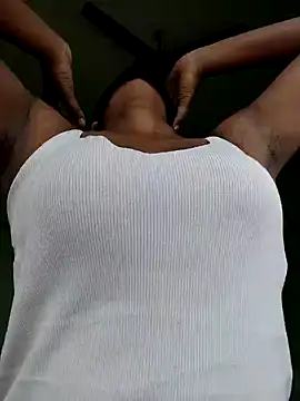 Snapshot of renu_143 chatting on November 2025 06:02:02 AM renu 143 online show from November 2025 06:02:02 AM