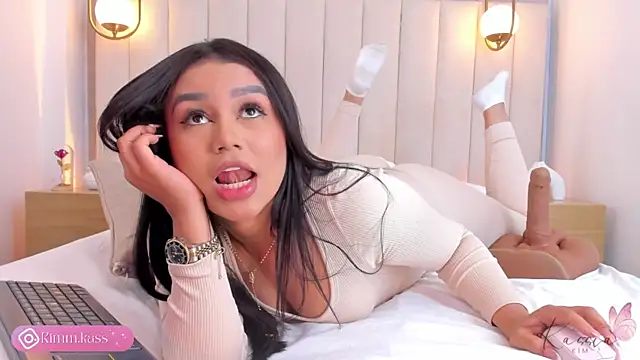 Snapshot of kassia_kim chatting on October 2025 05:19:02 AM kassia kim online show from October 2025 05:19:02 AM