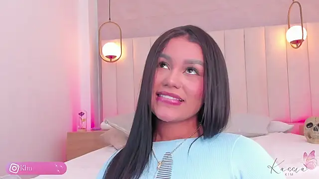 Snapshot of kassia_kim chatting on October 2025 04:27:01 AM kassia kim online show from October 2025 04:27:01 AM