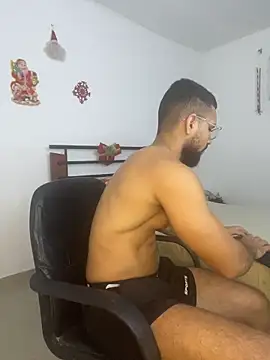 vincentjaxon online show from December 2025 10:44:02 AM