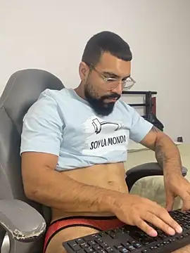 vincentjaxon online show from March 2026 06:21:01 PM