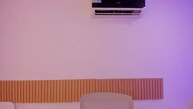 OliviaSweett online show from January 2026 05:40:01 PM