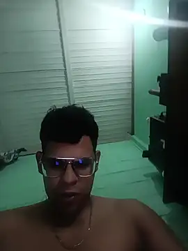 Bigtiti01 online show from November 2025 02:10:01 AM