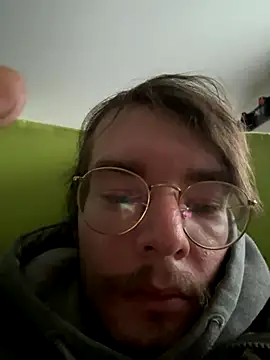 Snapshot of Hungboxer69 chatting on October 2025 12:08:02 AM Hungboxer69 online show from October 2025 12:08:02 AM