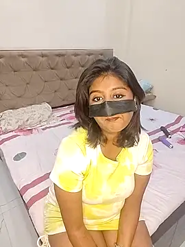 Snapshot of missneha61 chatting on September 2025 06:33:02 PM missneha61 online show from September 2025 06:33:02 PM