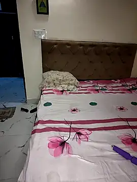 Snapshot of missneha61 chatting on September 2025 08:36:01 PM missneha61 online show from September 2025 08:36:01 PM