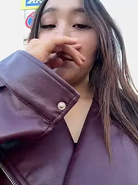KissMeEva online show from September 2025 02:08:01 PM
