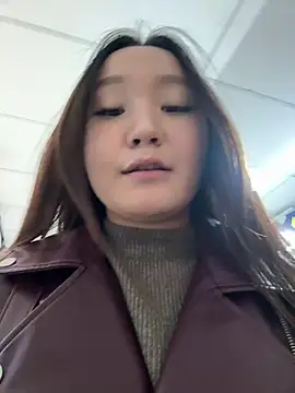 KissMeEva online show from September 2025 02:11:02 PM
