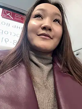 KissMeEva online show from October 2025 02:12:02 PM