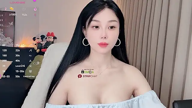 Snapshot of Xiatian520_ chatting on February 2026 06:03:02 AM Xiatian520 online show from February 2026 06:03:02 AM