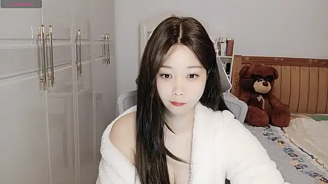 Xiaotantan-99 online show from October 2025 07:20:01 PM