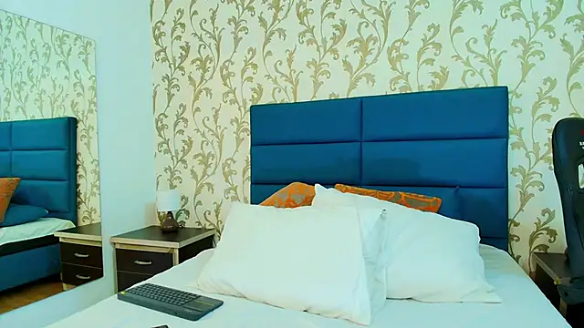 Marcus Jeron online show from October 2025 03:25:03 AM