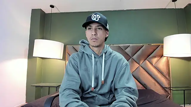 Marcus Jeron online show from October 2025 09:37:02 PM