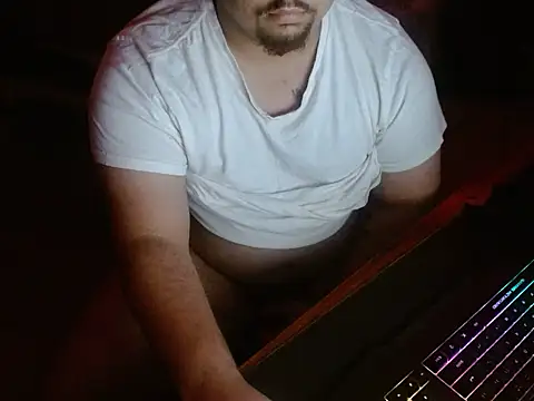 Luacsboy22 online show from November 2025 10:13:02 PM