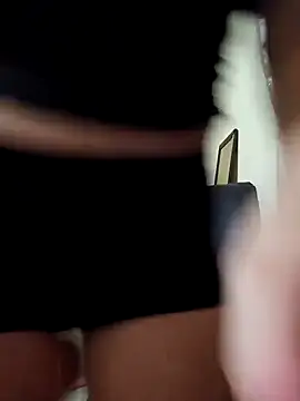 Snapshot of Theredcorazon chatting on November 2025 04:24:02 AM Theredcorazon online show from November 2025 04:24:02 AM