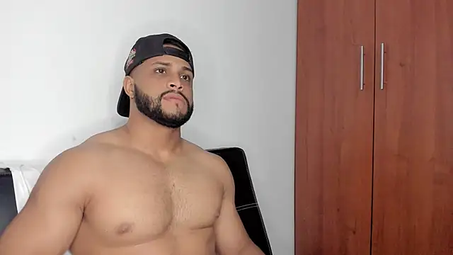 Pier Simons online show from November 2025 08:36:02 AM