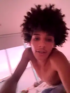 Snapshot of Max_Rain chatting on October 2025 10:30:01 PM Max Rain online show from October 2025 10:30:01 PM