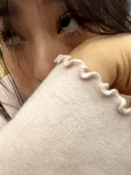 xiao-mo520 online show from November 2025 11:21:02 AM