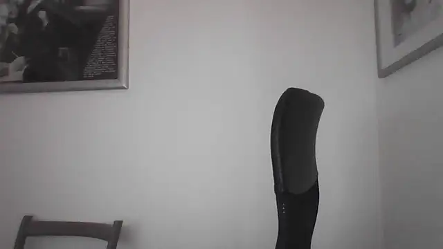 Snapshot of FROCETTO93 chatting on September 2025 01:15:02 PM FROCETTO93 online show from September 2025 01:15:02 PM