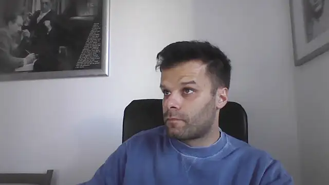 Snapshot of FROCETTO93 chatting on October 2025 02:31:01 PM FROCETTO93 online show from October 2025 02:31:01 PM