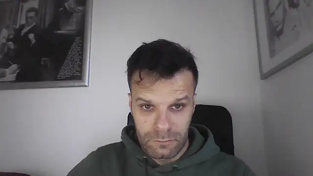 Snapshot of FROCETTO93 chatting on November 2025 02:50:02 PM FROCETTO93 online show from November 2025 02:50:02 PM