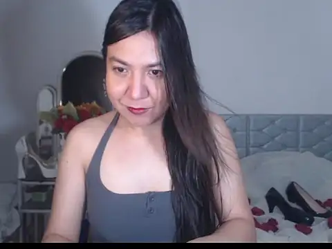 Snapshot of stellahugeX chatting on September 2025 06:19:02 PM stellahugeX online show from September 2025 06:19:02 PM