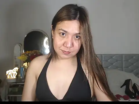 Snapshot of stellahugeX chatting on November 2025 04:29:02 PM stellahugeX online show from November 2025 04:29:02 PM