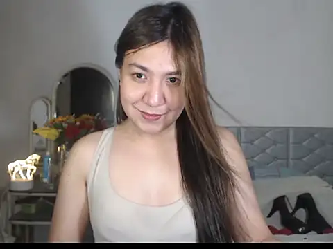 Snapshot of stellahugeX chatting on November 2025 09:19:01 PM stellahugeX online show from November 2025 09:19:01 PM