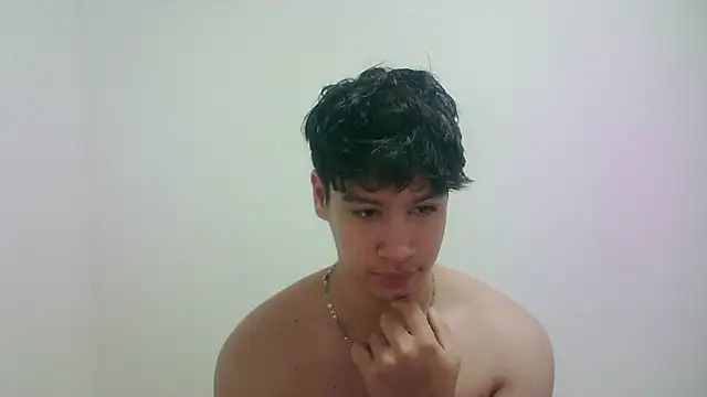 Snapshot of zeus_181 chatting on April 2026 01:01:01 AM zeus 181 online show from April 2026 01:01:01 AM