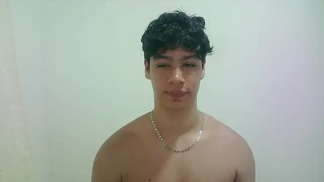 Snapshot of zeus_181 chatting on May 2026 02:19:01 AM zeus 181 online show from May 2026 02:19:01 AM