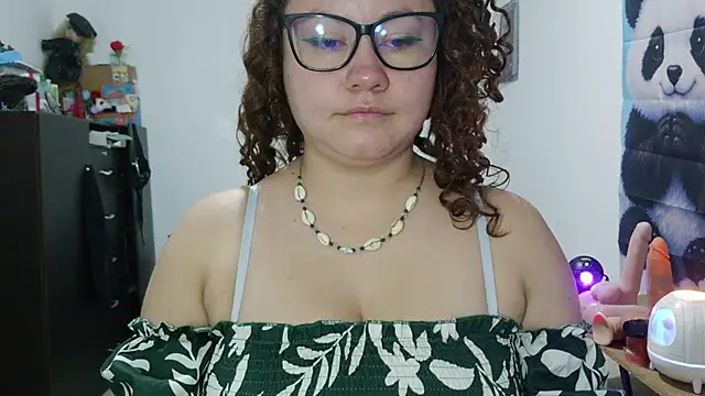 Snapshot of greeneyes_nurse chatting on May 2026 01:03:02 AM greeneyes nurse online show from May 2026 01:03:02 AM